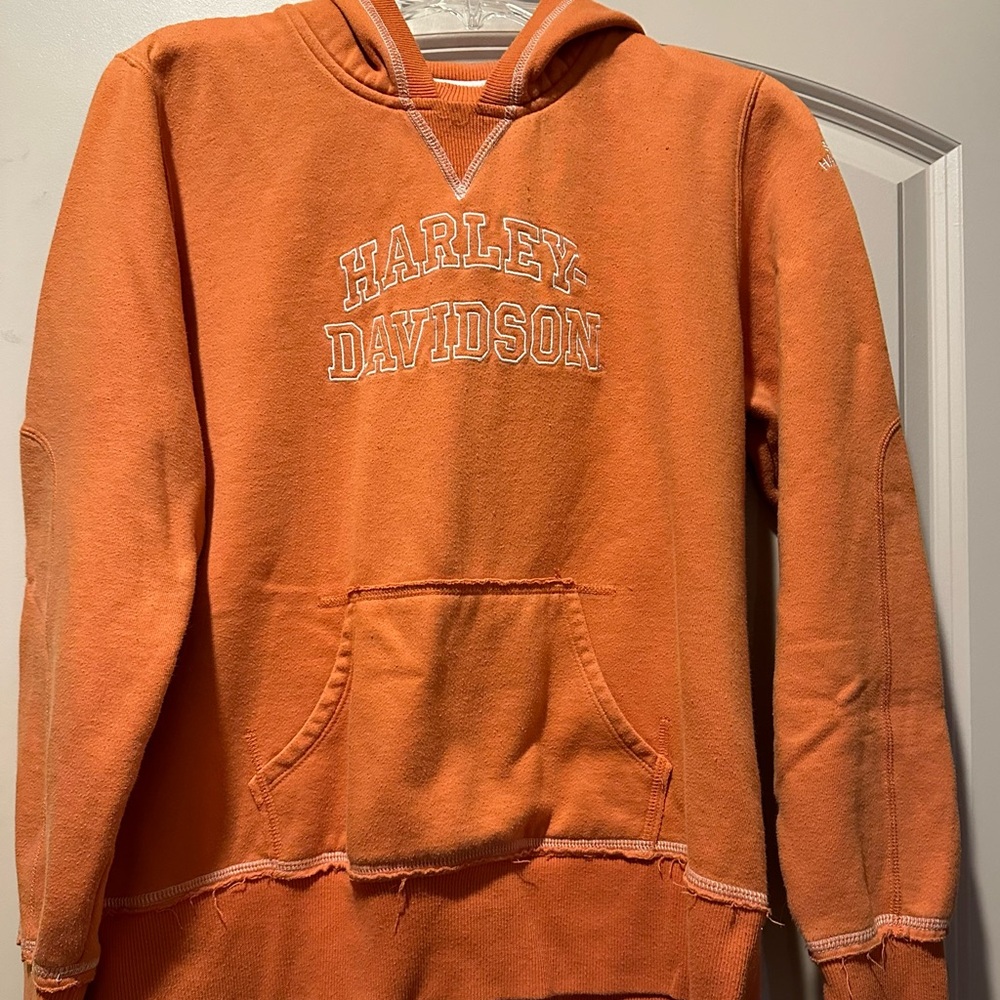 Harley Davidson women’s pullover hoodie, size medium